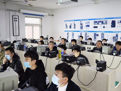 北京手机维修及计算机技术企业培训 毕业即上岗的实践教学